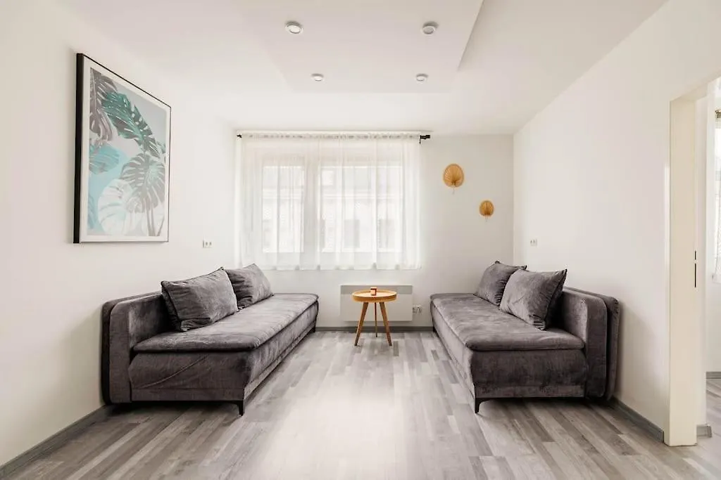 Cozy Renovated Apartment Close To Schoenbrunn Palace Viena