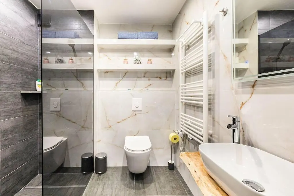 Cozy Renovated Apartment Close To Schoenbrunn Palace Viena