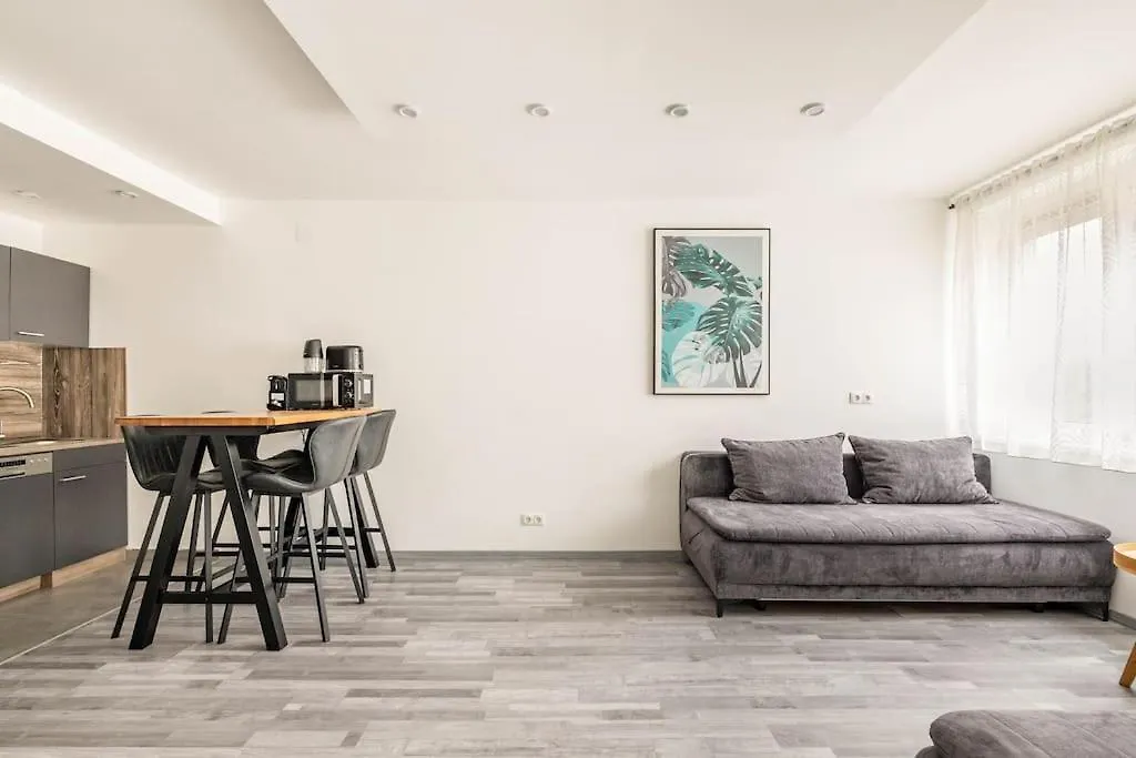 Cozy Renovated Apartment Close To Schoenbrunn Palace Wiedeń Austria