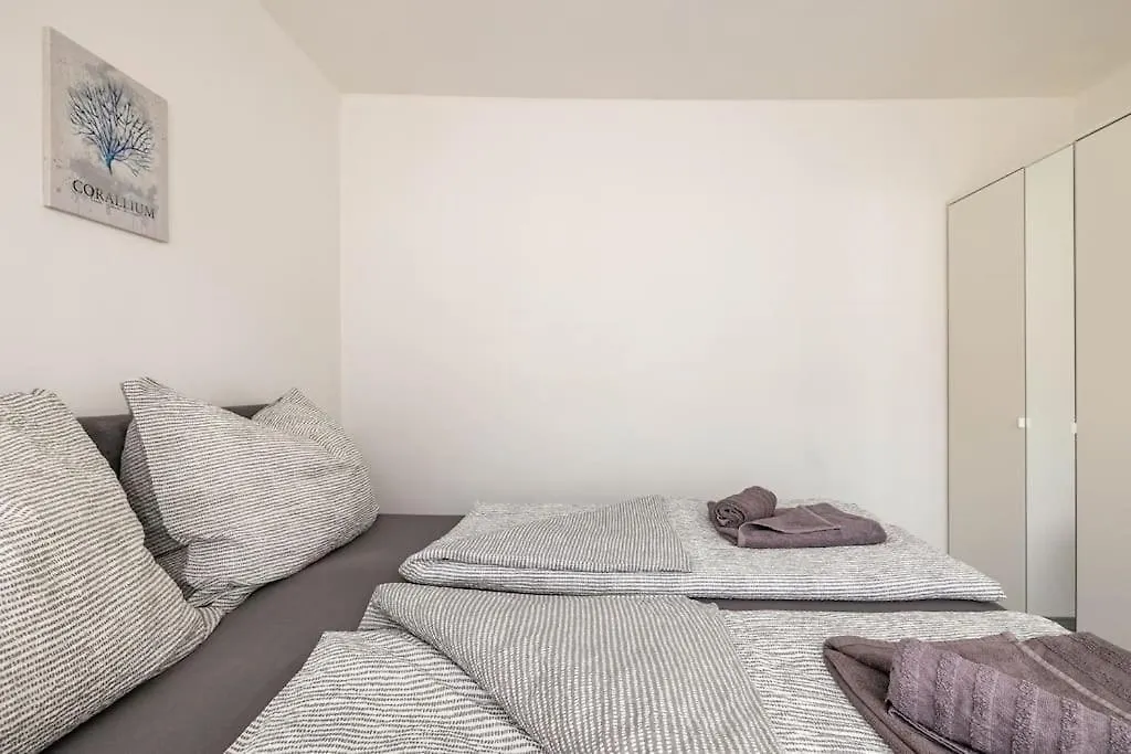 Cozy Renovated Apartment Close To Schoenbrunn Palace Wiedeń